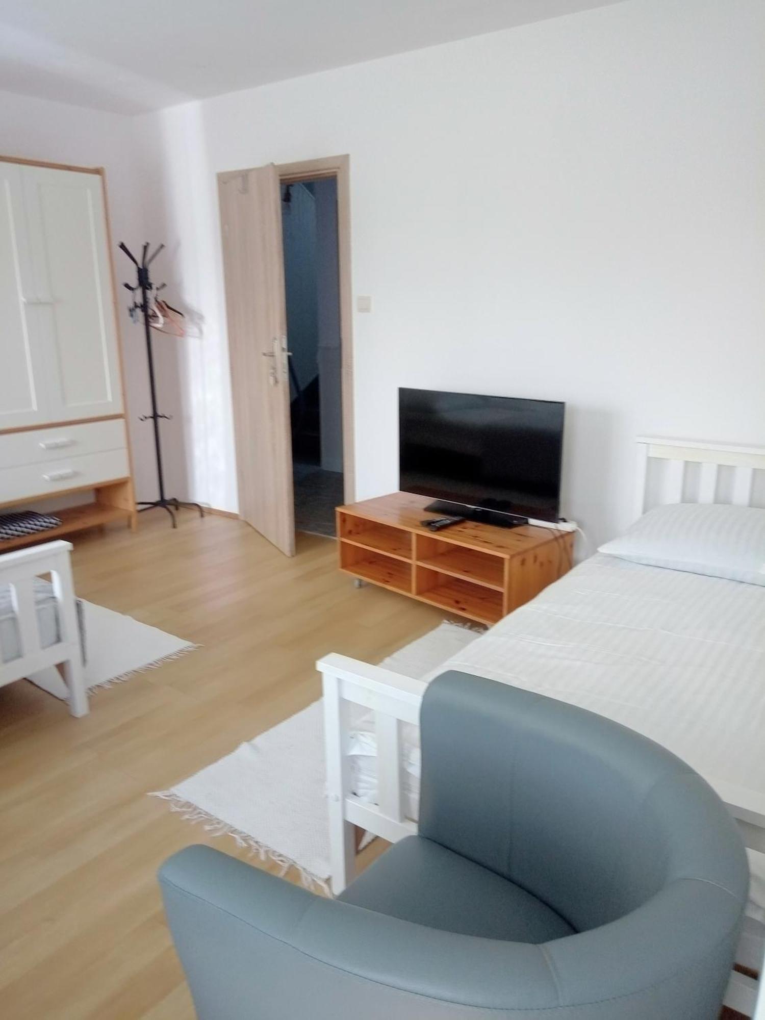 Ferienwohnung Pokoje U Bozeny Ostrowo  Exterior foto