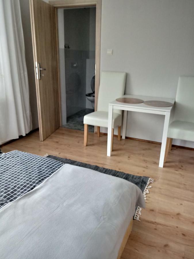 Ferienwohnung Pokoje U Bozeny Ostrowo  Exterior foto